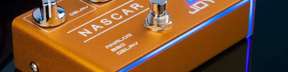 What’s the Difference between Analog and Digital Delay Guitar Effect Pedals?